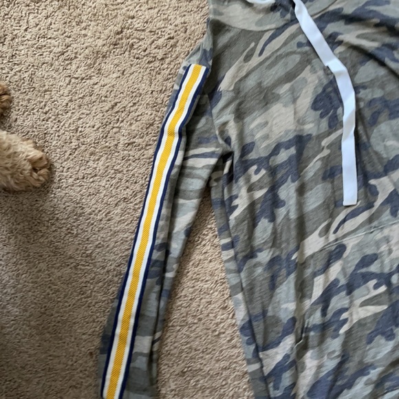 Hooded Dress - Picture 2 of 4